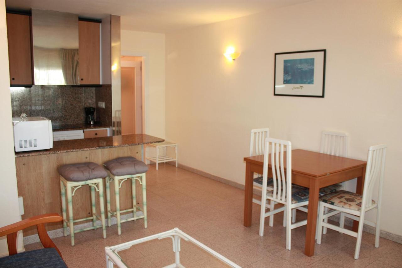 Apartamentos Aventura Salou Esterno foto