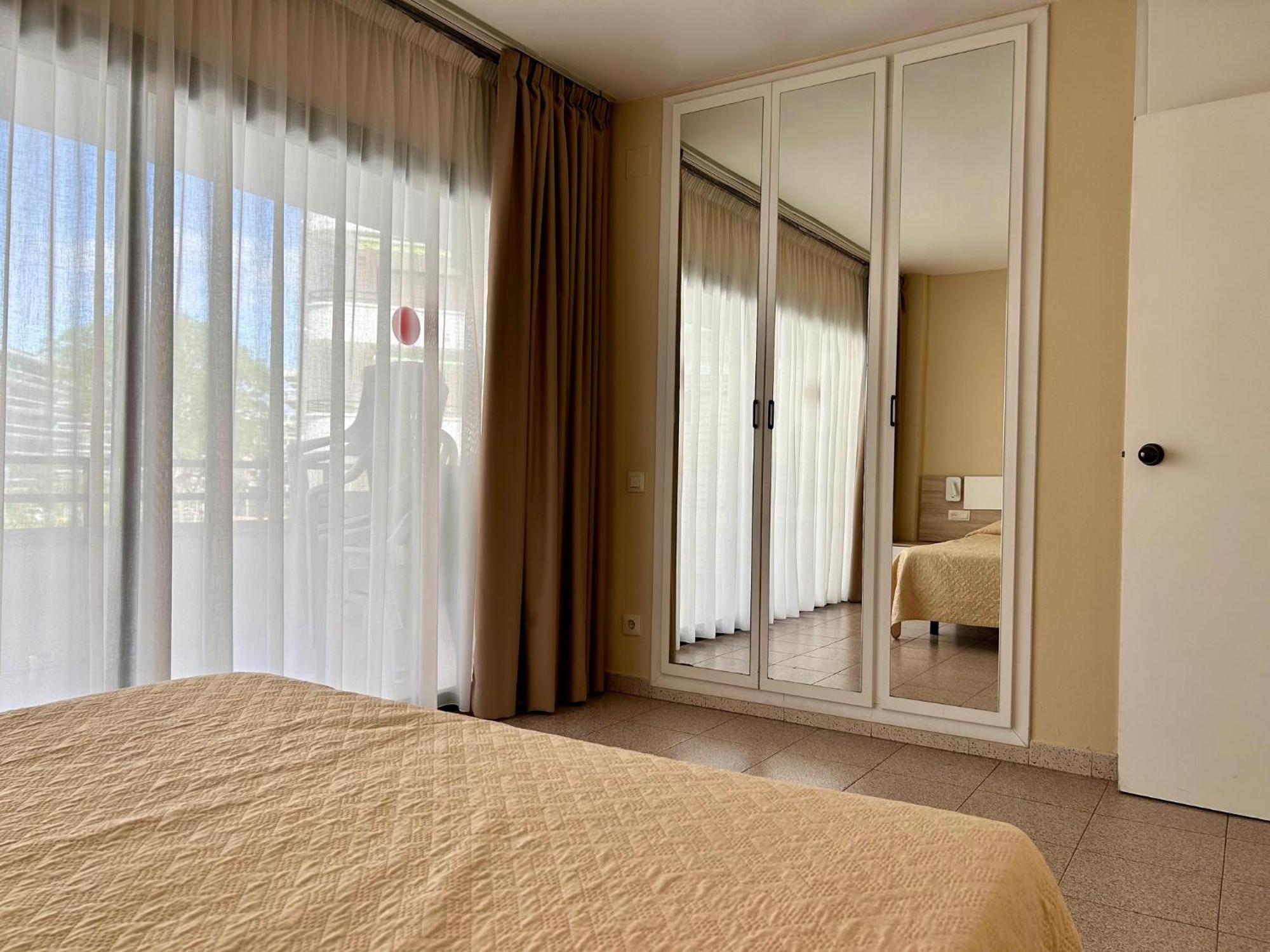 Apartamentos Aventura Salou Esterno foto