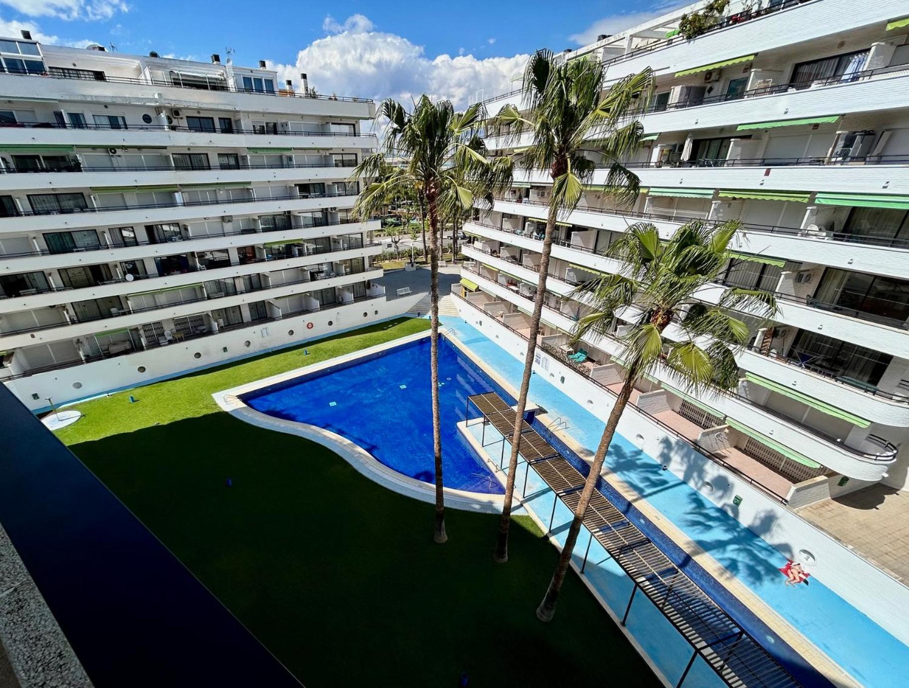 Apartamentos Aventura Salou Esterno foto
